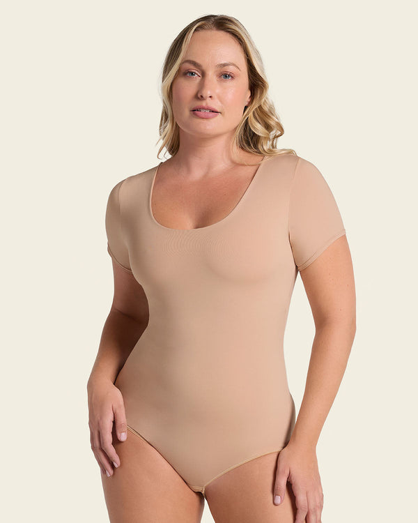 Kortærmet Shaper Bodysuit med rund hals